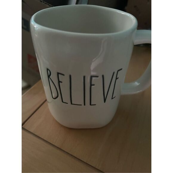 Rae Dunn Believe Mug - Picture 1 of 1